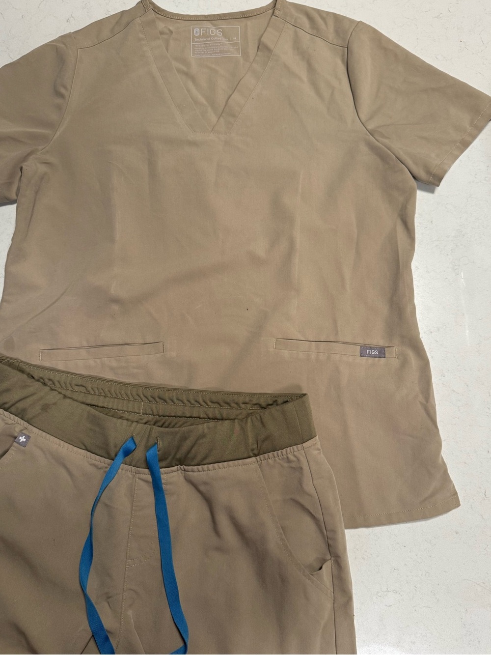 Figs Scrub Set - Tan/Khaki beige